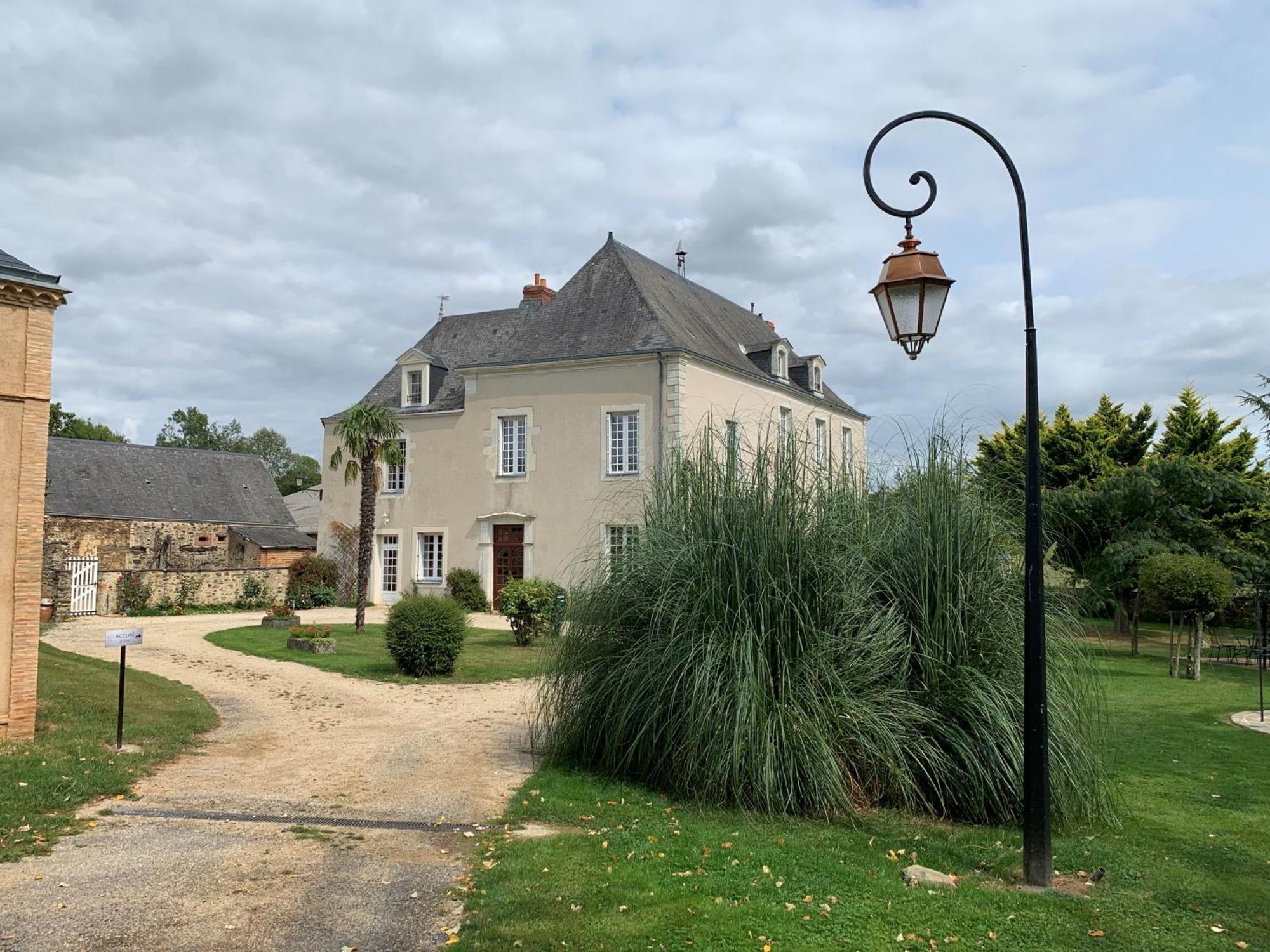 Le Bas Chitray Ménil Exterior foto